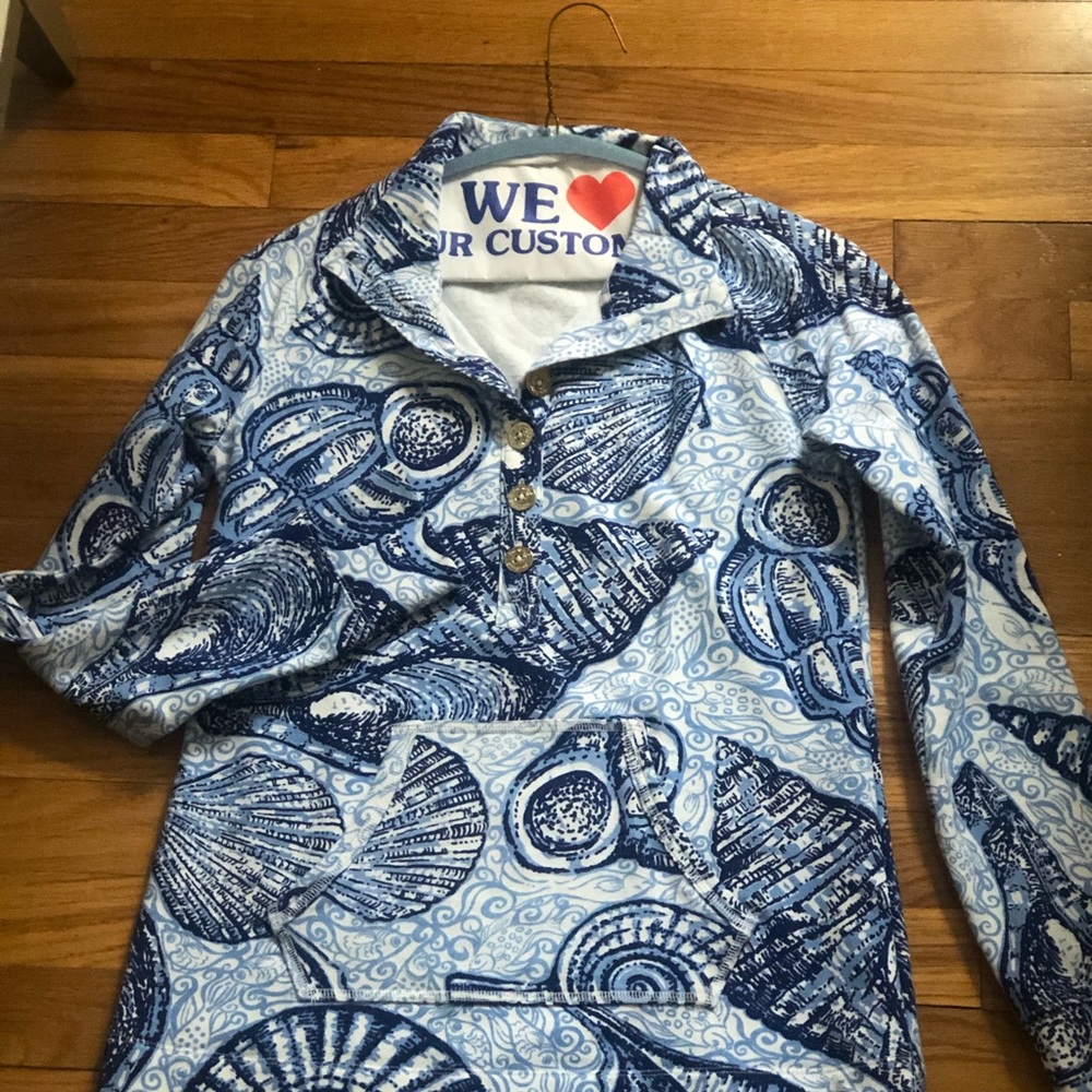 Lily Pulitzer quarter zip pull over